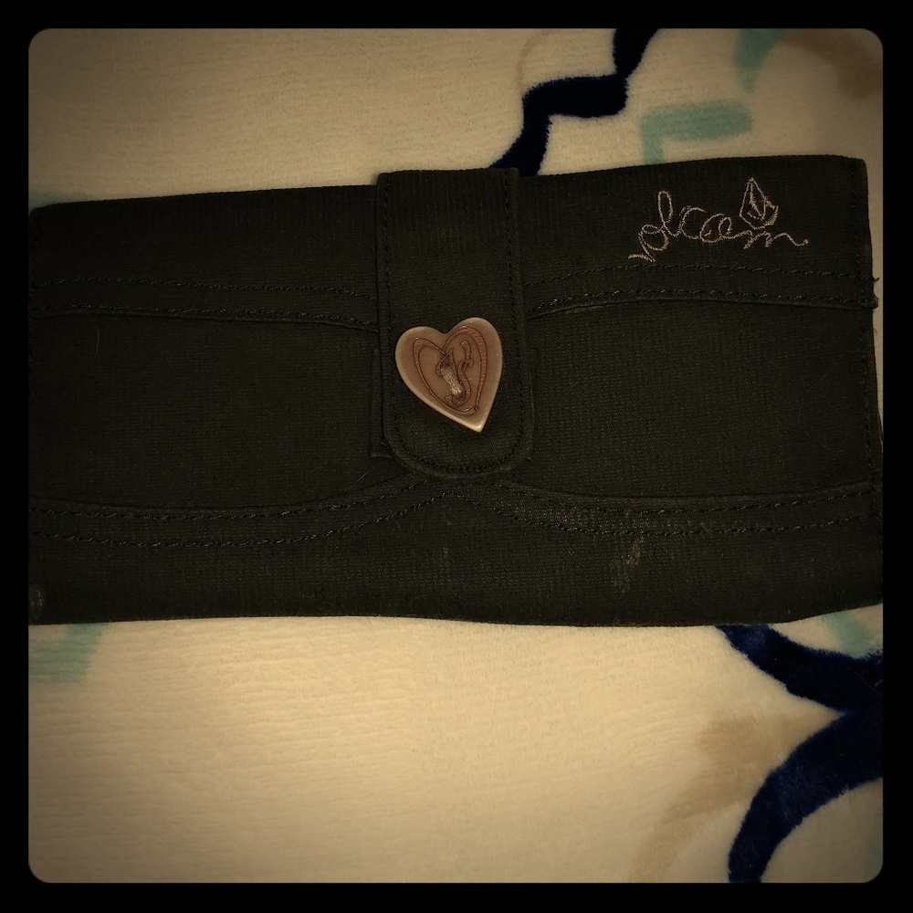 Volcom wallet
